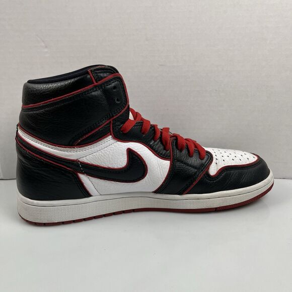 Nike Air Jordan 1 Retro High OG Bloodline Black Red White Mens Sz 11 555088-062 main image 8